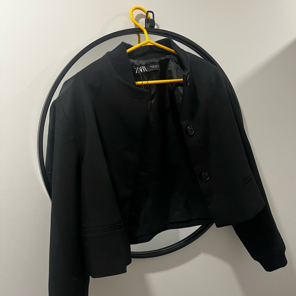 Zara Women's Black Cropped Blazer